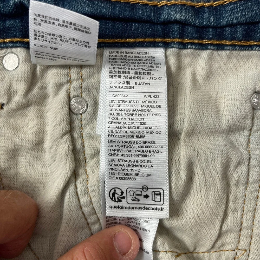 Levis 541 Jeans Mens 36x30 Blue Athletic Taper Denim Stretch Medium Wash Preppy